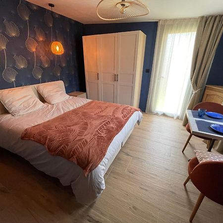 サン・マロ Nuit Bleutee Bed & Breakfast エクステリア 写真